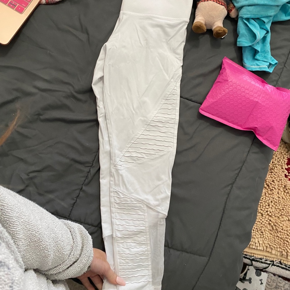 Victorias secret cropped leggings
